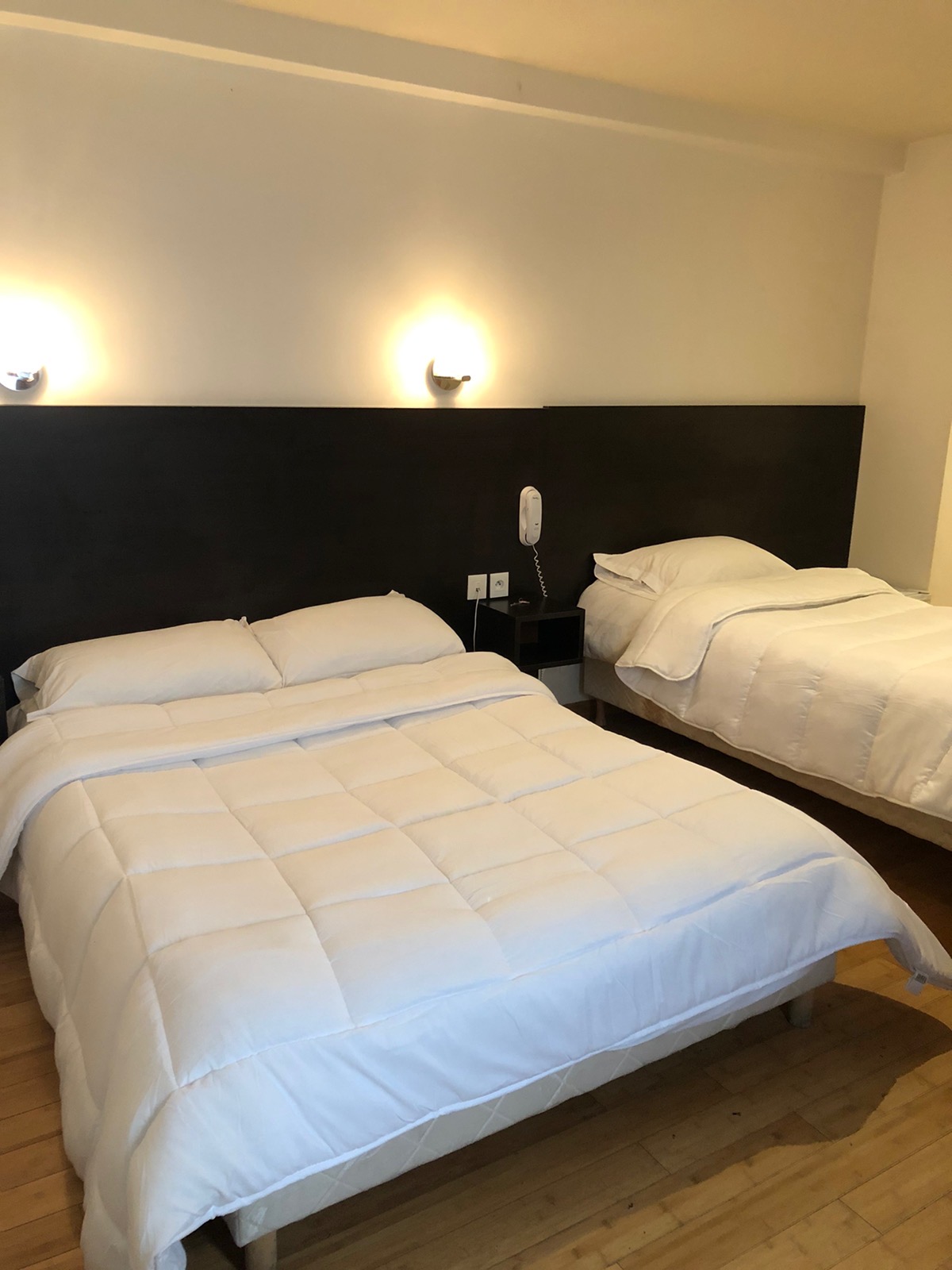 Chambre Triple avec Salle de Bains Privative (4)